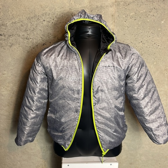 Eddie Bauer reversible puffer jacket - Picture 2 of 5